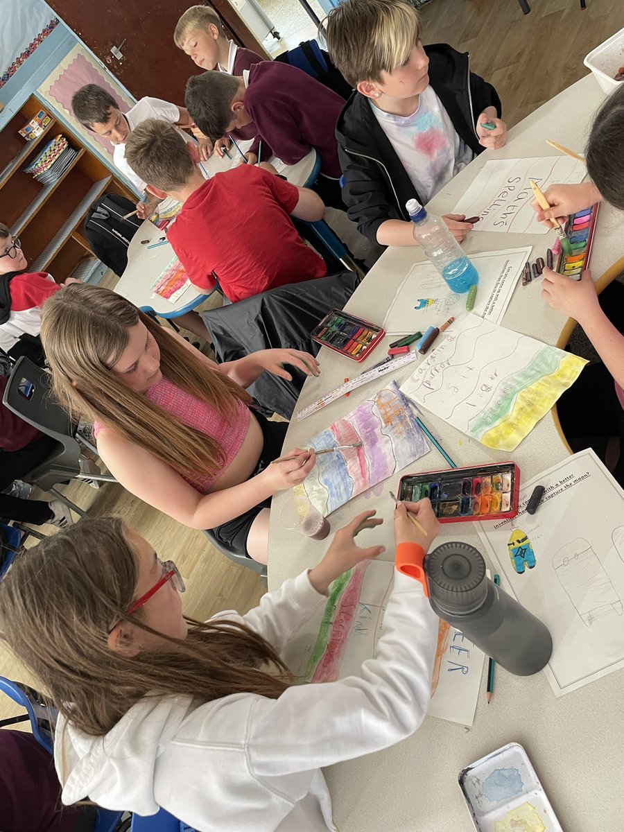 MissKemp_FC's tweet photo. We have enjoyed watching a movie and completing different art tasks today 🎨 🖌 https://t.co/yMyvzA1ujp