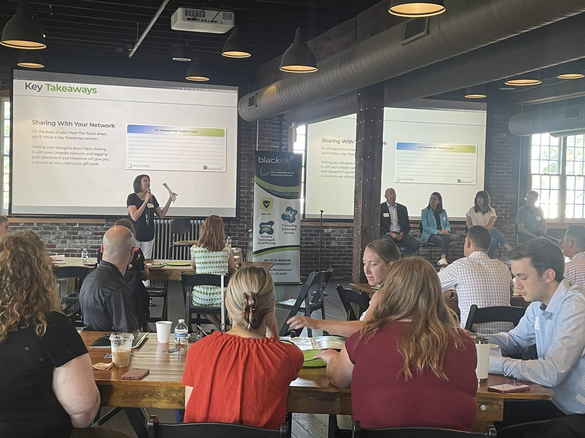 MTRay27's tweet photo. @milestone317 @blackinkit   Starting the day learning how to Lead in Chaos with this amazing panel. https://t.co/lDo8SfuEle
