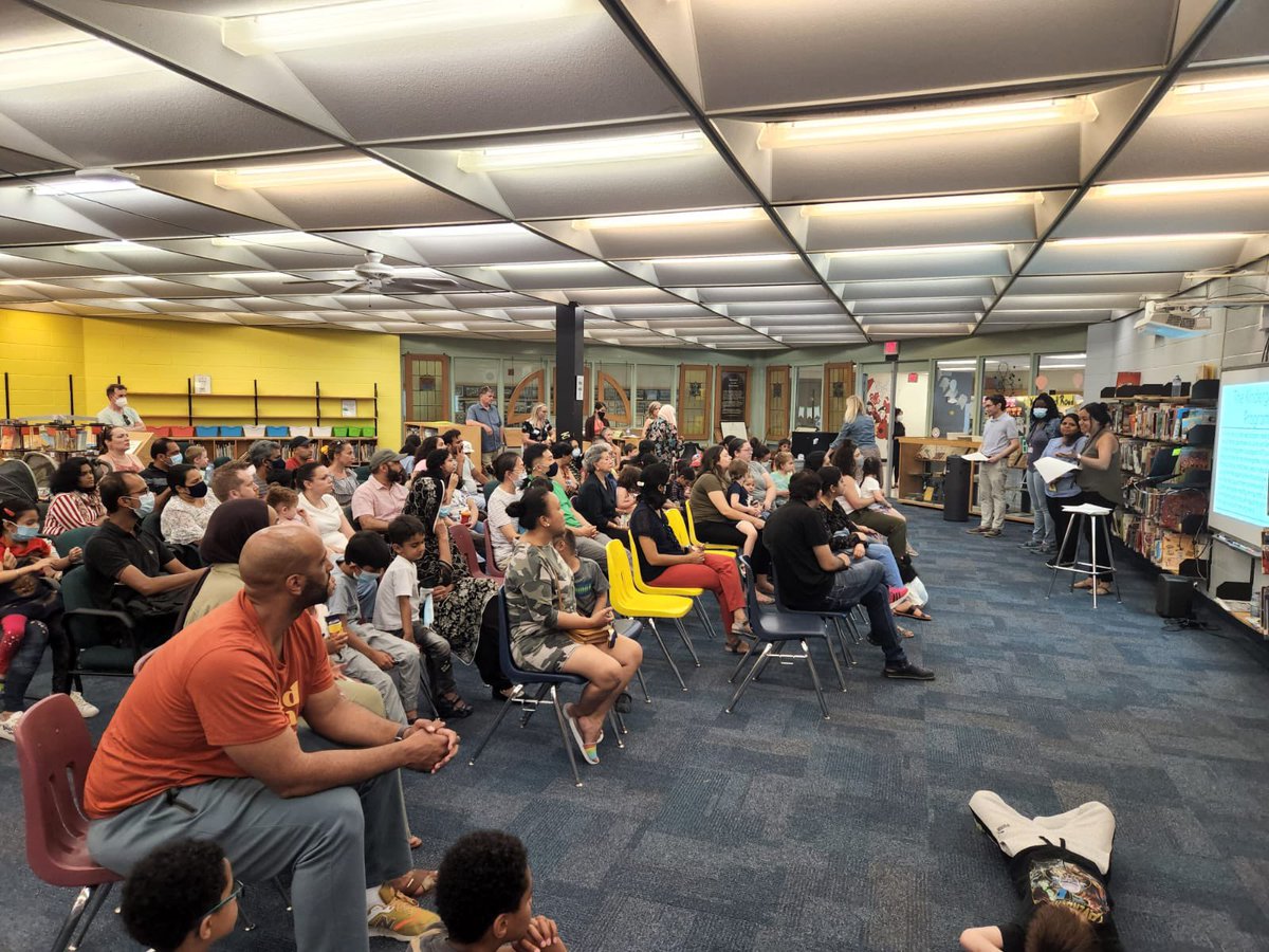 MissJimenezr4's tweet photo. Welcoming our new JK Year One families to @TDSB_Islington the PANTHER way! We were so happy to have our WTK night back to showcase our amazing school, classrooms and Educators @NunziataPatrick @tdsb @EarlyYearsTDSB @s_spyropoulos @DebbieDonsky https://t.co/IYiWZnafWQ
