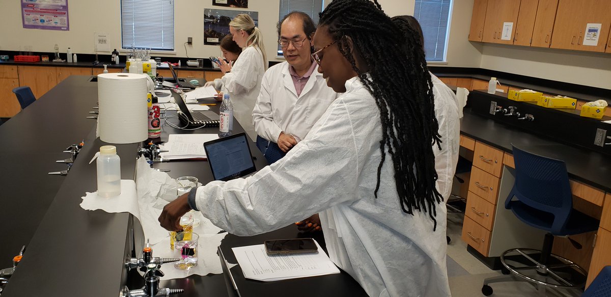 LanierTech's tweet photo. Summer semester is moving right along thanks to Biology Instructor, Dr. Kenneth Watanabe! This week his students are learning about the law of diffusion! #GetTechnical #greatcareersbeginhere
Join us next semester: https://t.co/IoNJFPrbEZ https://t.co/TeZg0uF1XB