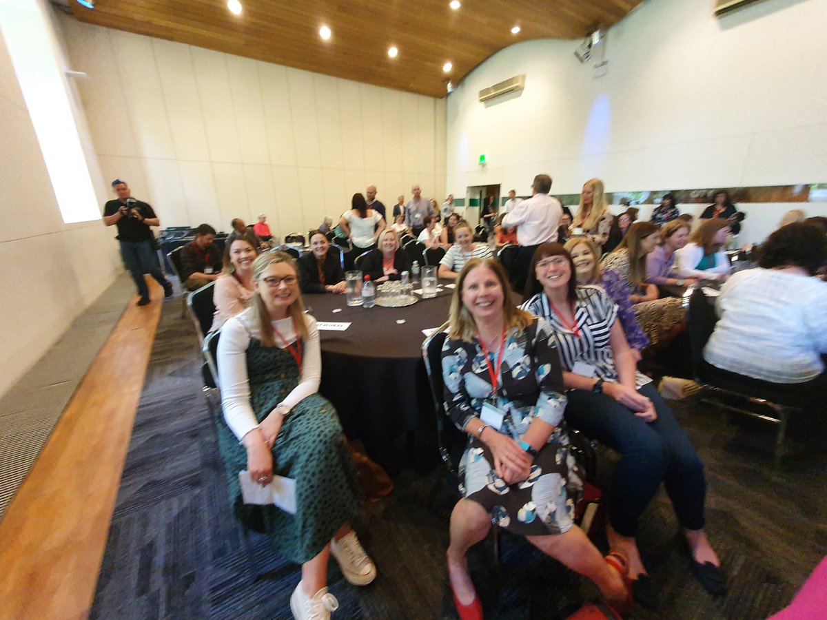 Empowered cyber security women leading the way at Dynamic Earth this afternoon. Go girls! Thanks to  <a href="/CyberResScot/">CyberScotland</a> for the sponsorship. #empoweringyou #digitalyouthwork