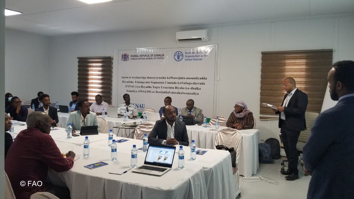 FAO & institutions of the Federal Government of Somalia met today to agree on the transition process for transferring FSNAU & SWALIM functions to the govt. FAO assists with strengthening Somalia’s national institutions for economic development & resilience to future challenges.