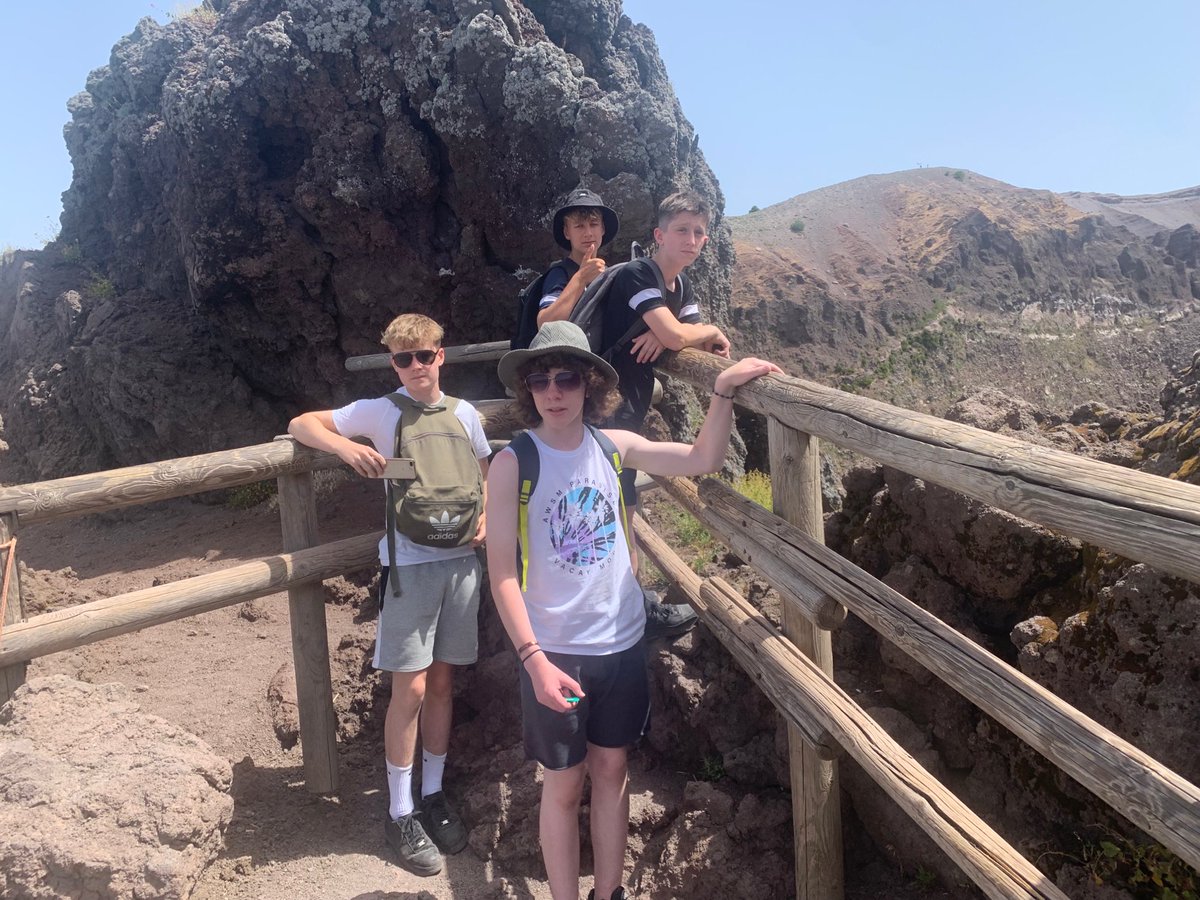 BohuntWorthing's tweet photo. SORRENTO22: What did you do today? We climbed a volcano 🌋 Vesuvius: we came, we saw, we conquered… and bought a lot of merch from the gift shop #merchmerchmerch #bswsorrento2022 https://t.co/uJVZT3E0xA