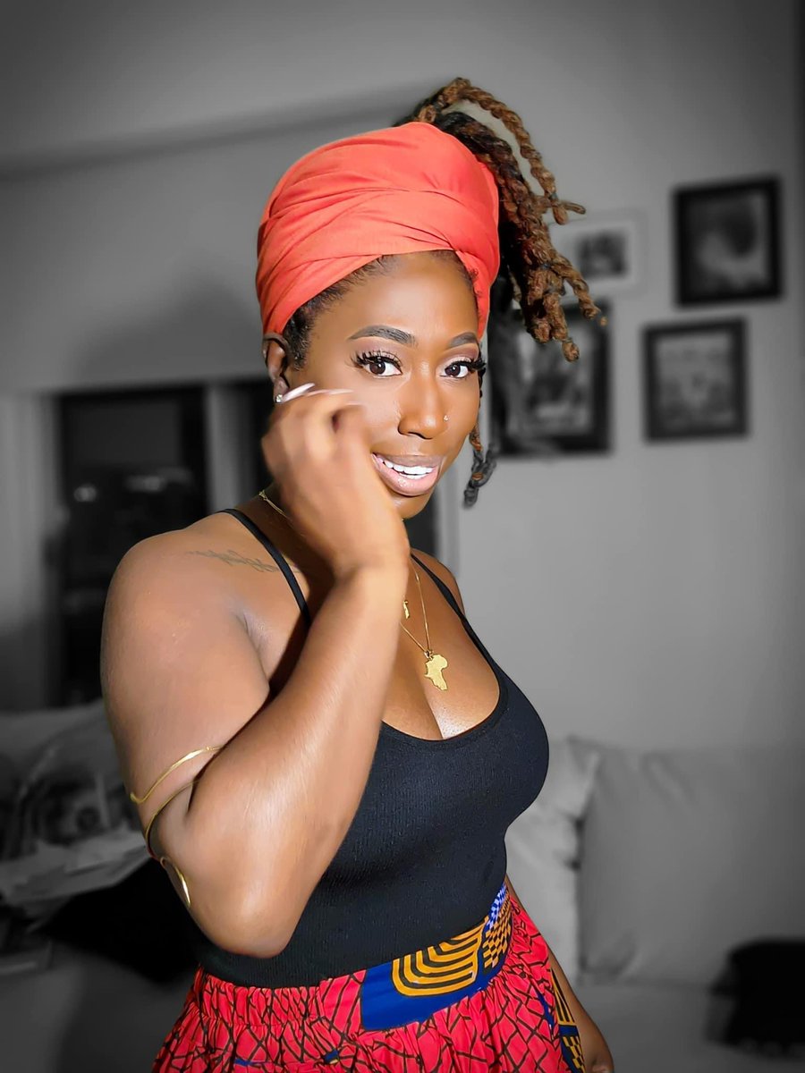 Each1___Teach1's tweet photo. Being a black woman in these days and times isn't a cakewalk. We are the most unappreciated, disrespected, and unprotected women in the world. But just like most black women, I still press forward. #BlackWomen #blackwoman #queen https://t.co/POKO9azqgV