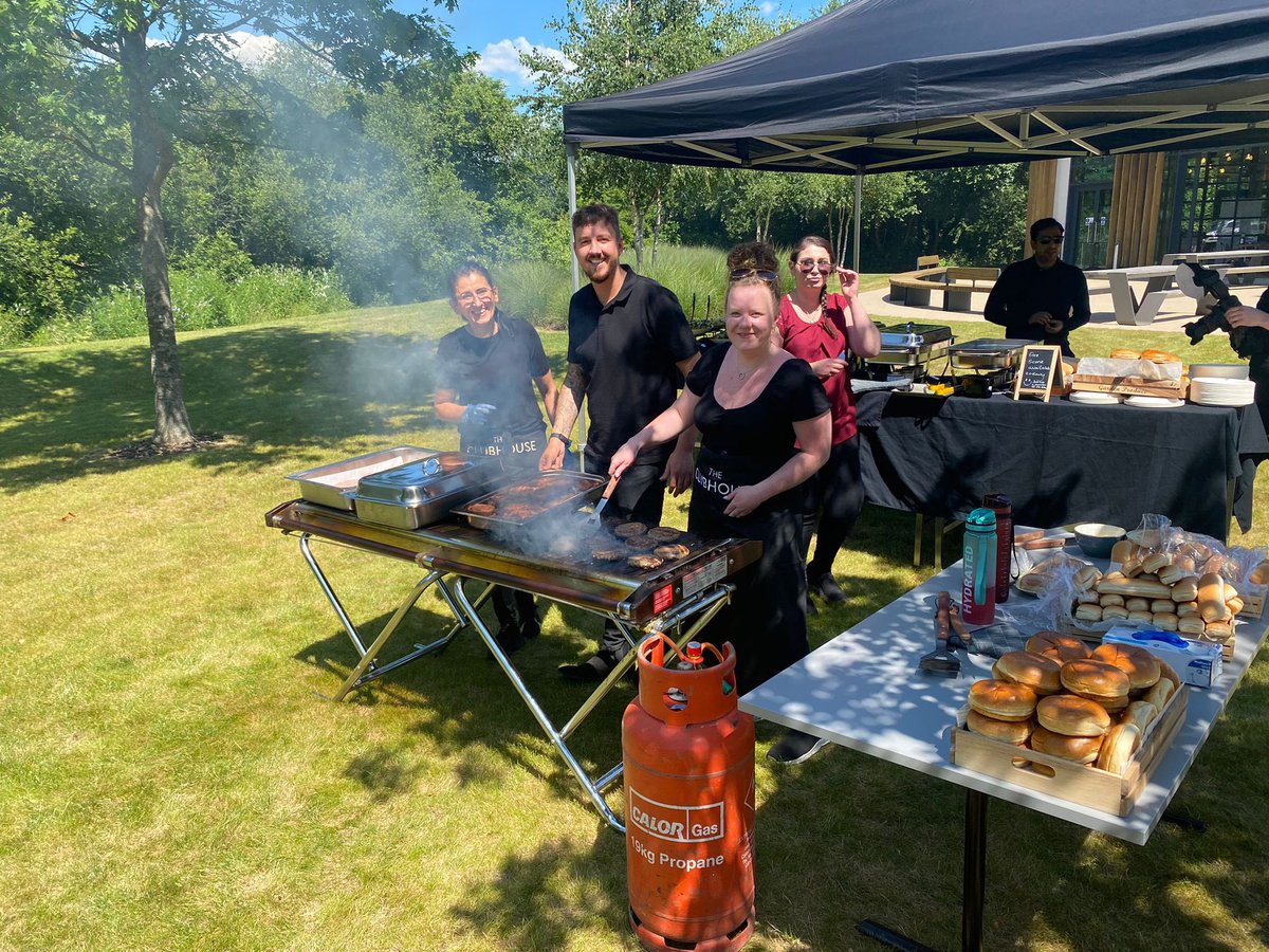 What’s better a sunny innovation campus or…a sunny innovation campus that offers free BBQs to its member?  @Uxbridge_BP