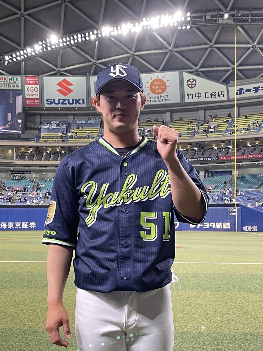 【美品】ヤクルトスワローズ　濱田太貴　ユニフォーム 東京ヤクルトスワローズ 濱田太貴選手 優勝ワッペン付き