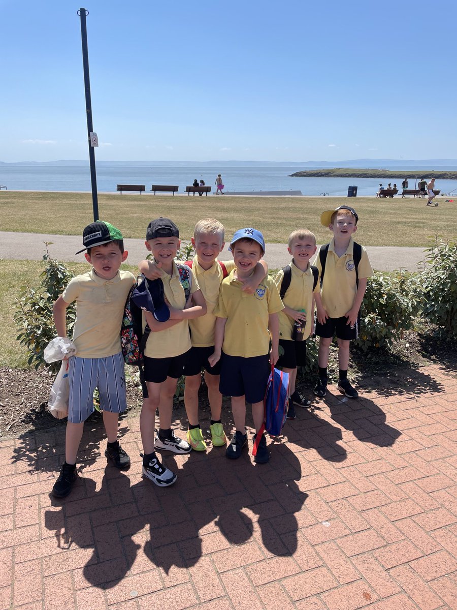 Happy faces on our way home 🥰