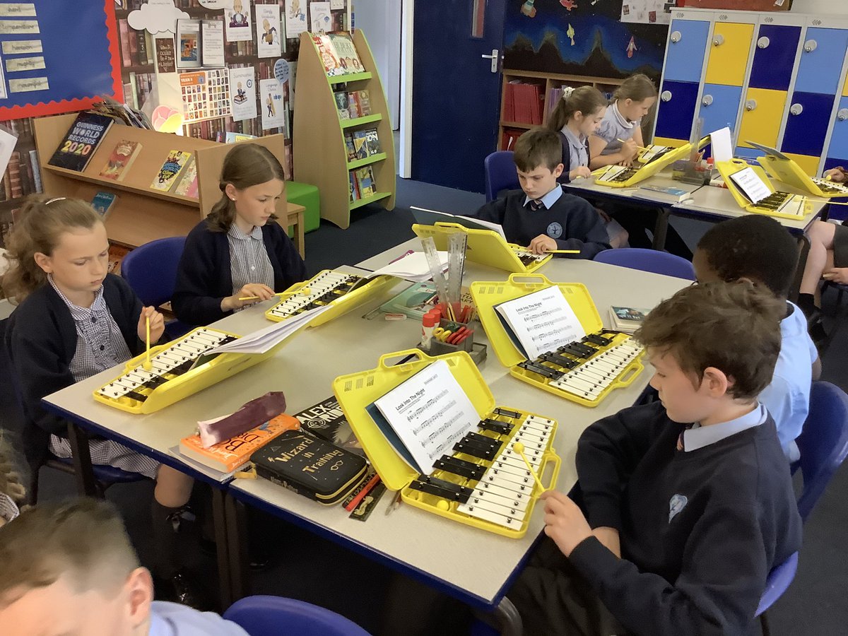 Celebrating #WorldMusicDay with year 5 performing ‘Look into the Night’ #wjamusic <a href="/CharangaMusic/">CharangaMusic</a>