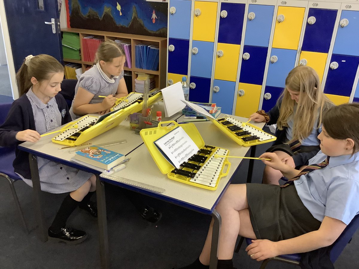 year5wja's tweet photo. Celebrating #WorldMusicDay with year 5 performing ‘Look into the Night’ #wjamusic @CharangaMusic https://t.co/NTfL8U1zxe
