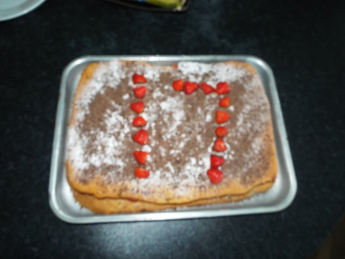 sfc_boarding's tweet photo. Birthday celebration 🎉 we are looking forward to many June birthdays #june #birthday #celebrations #iloveboarding #sfcboardingfun #sfcboarding #cake https://t.co/AdJos2raT7