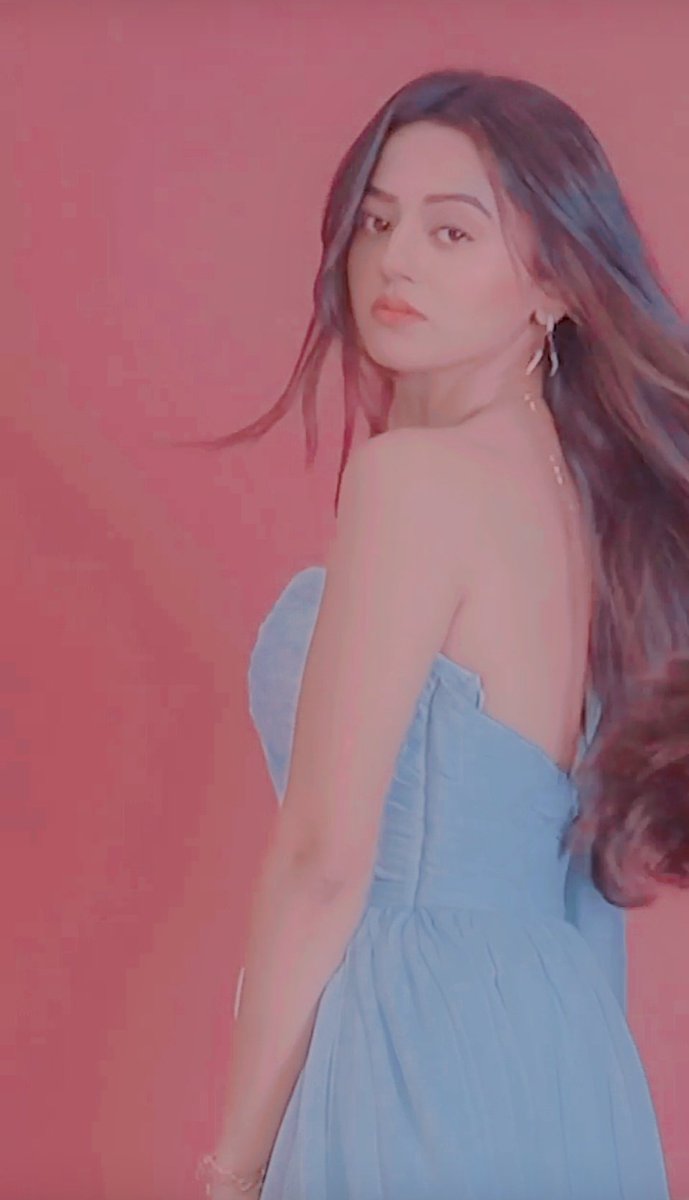she is both hellfire x holywater &amp; the flavour you taste depends on how you treat her 🦋  

#HellyShah • #HellyHolics