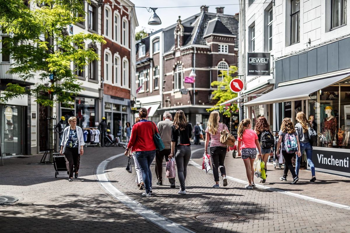 Ga jij op vakantie deze zomer?

Met deze checklist ga jij goed voorbereid op pad!

bitly.ws/snMN