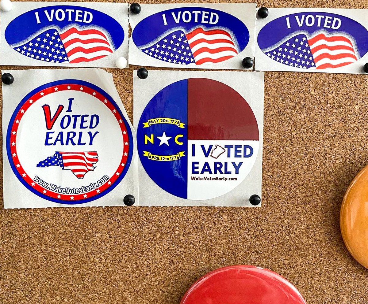 RaleighGov's tweet photo. Every registered voter in #Raleigh can vote for their City Council district seat, two at-large Council members, and Mayor โก๏ธ https://t.co/838B0WiQz9.
The 2022 election is on November 8. Here's how to register โก๏ธ https://t.co/KCv2CGL6yL! | #VoteLocal #MyLocalGovernment https://t.co/DwvHtjtyF2