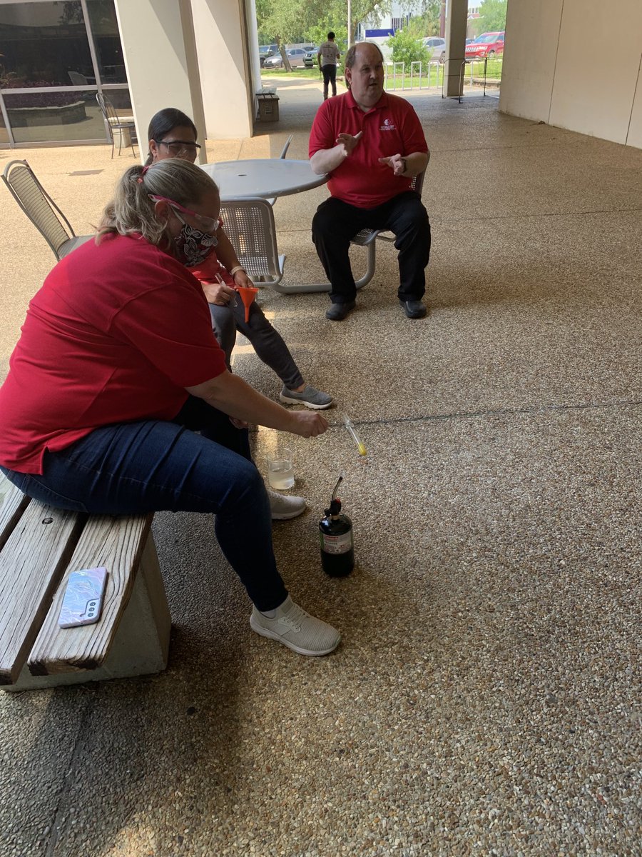 SimsScience's tweet photo. Things (like sulfur) are heating up here @ASM_MEF @UofNO #ASMMaterialsCamp https://t.co/L42qMdJPUg