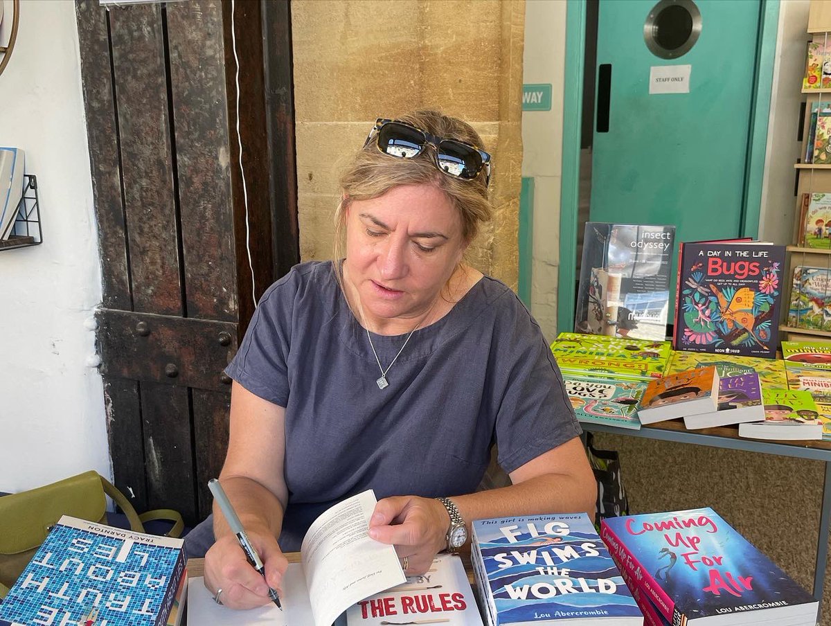 LadyGrimdark's tweet photo. Next stop on the bookshop tour is @rshipbshop in Salisbury. Signed books by me and @TracyDarnton now in stock!
#readyornotya #comingupforair #independentbookshopweek https://t.co/Z0KBBCXVPV