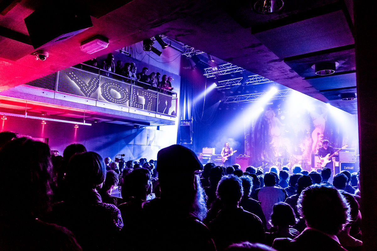 Waar ben jij  dit weekend? 
Feestavond bij Poppodium Volt, dansen bij @Toonhermanstheater of bij de schattige optredens bij <a href="/Kasteelparkborn/">Kasteelpark Born</a>? Dit en meer vind je hier ⤵
bitly.ws/snNv