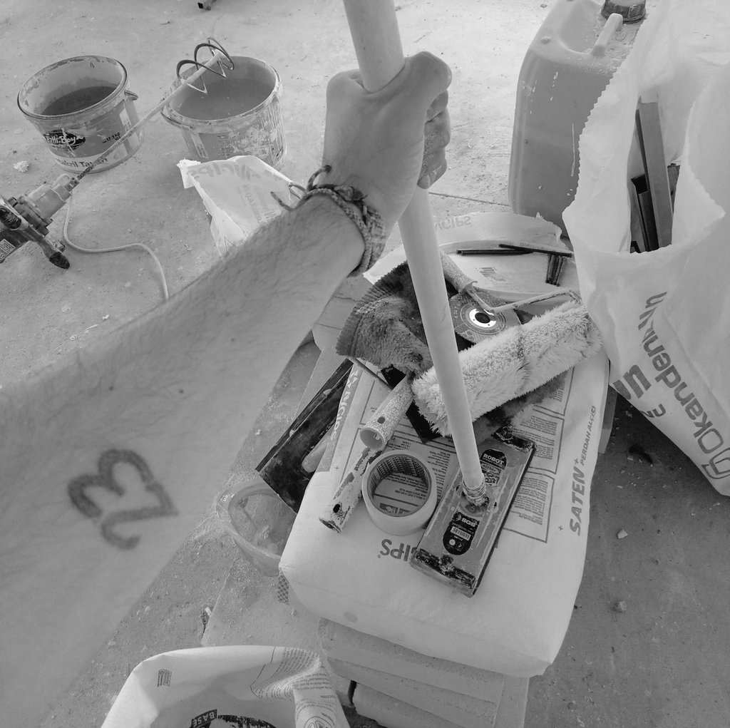 haysq_s's tweet image. I work to protect my children because they won't forget it when they grow up @ninjasquadnft #fornft #forweb3 #forthefuture