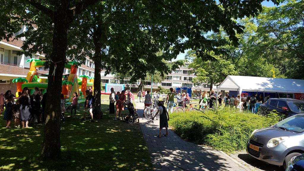 BalansJan's tweet photo. Superdruk bij Buitenspeeldag de Eng @gemeentesoest https://t.co/Bvt7laFyQJ