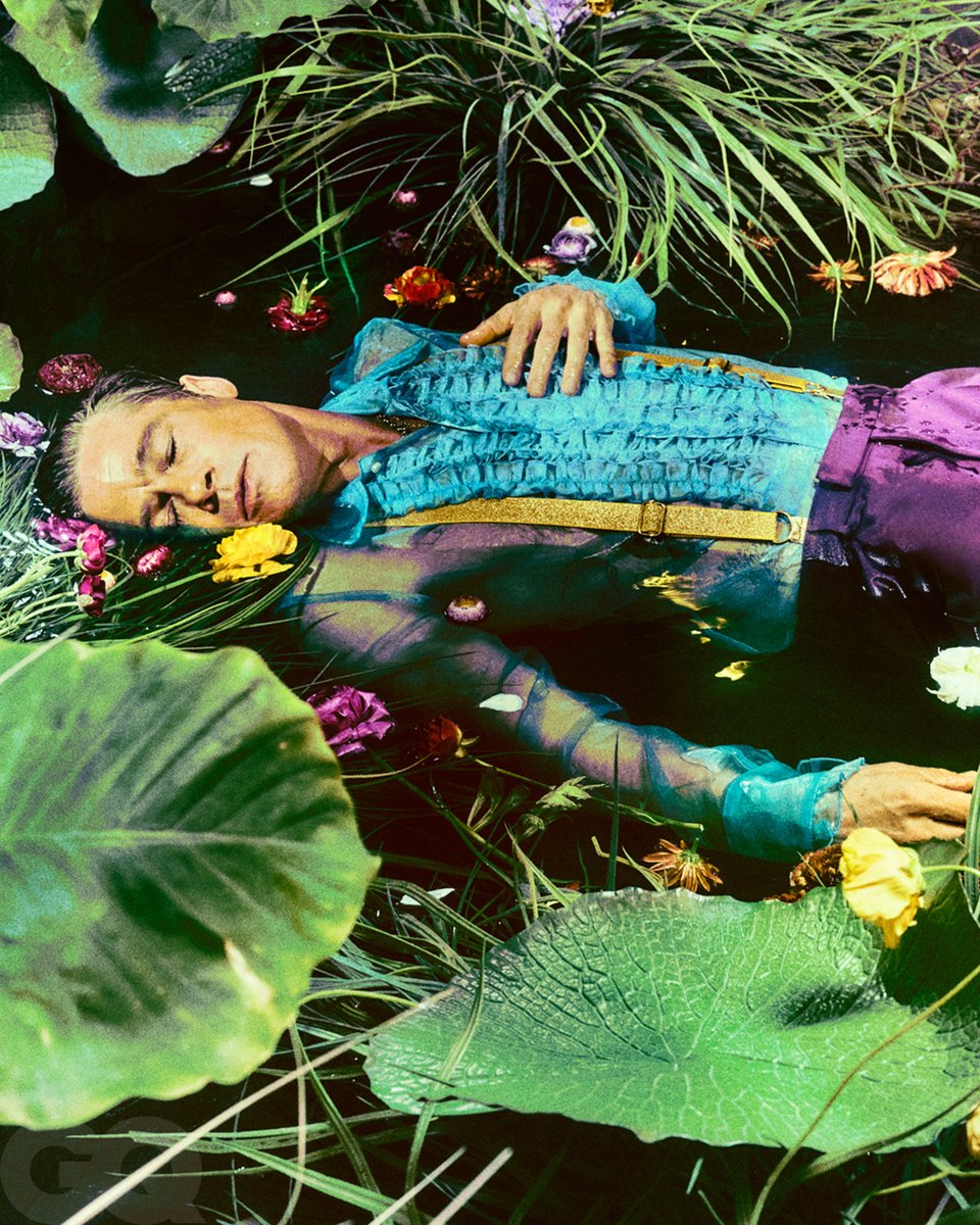 Brad Pitt for the August issue of GQ, photographed by Elizaveta Porodina gq.mn/sIZvgrK