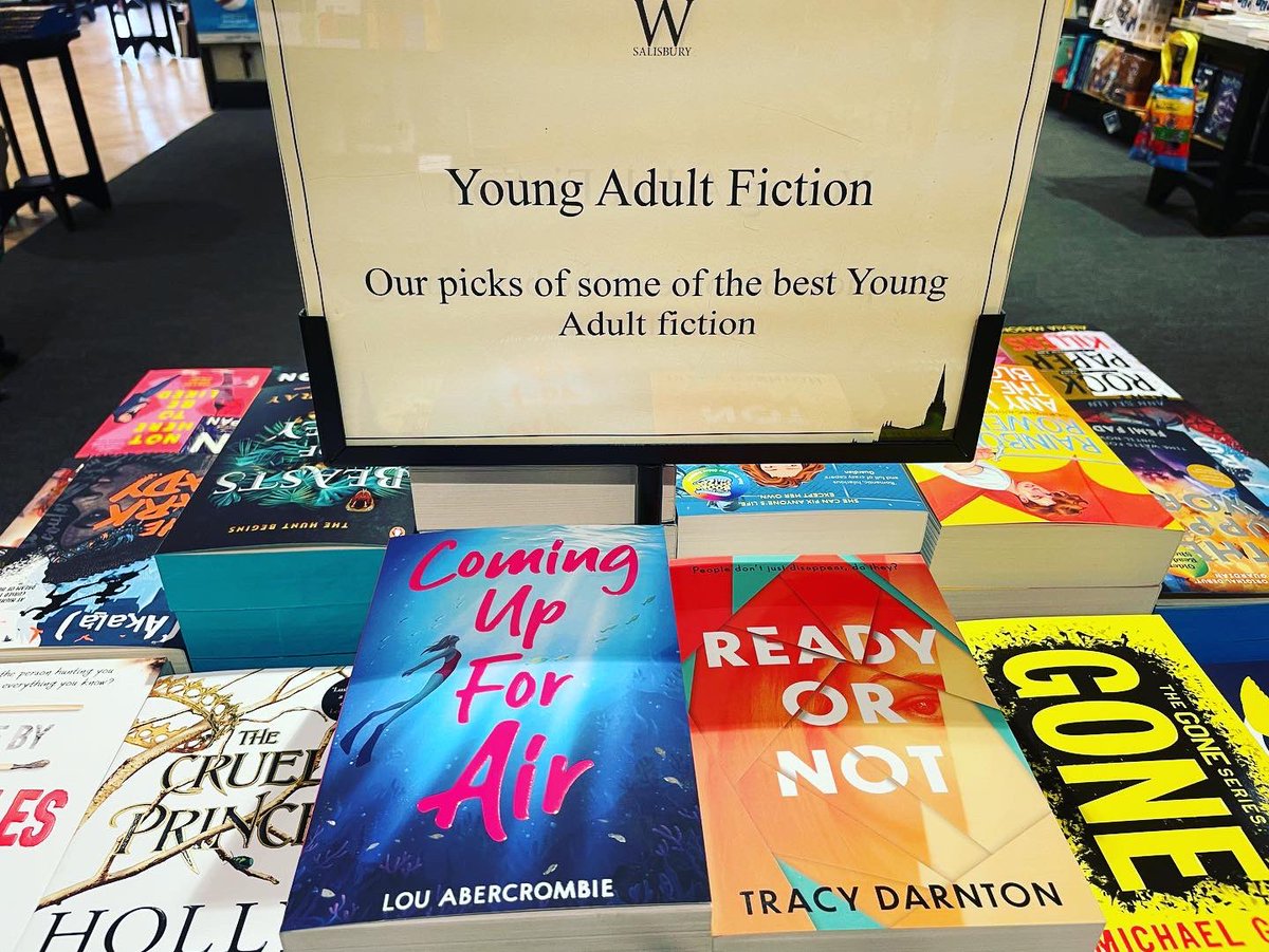 LadyGrimdark's tweet photo. And final stop on the bookshop tour is @watsalisbury - signed books by me & @TracyDarnton now in stock!
#readyornotya #comingupforair
Also loving the new teen banner!!! #teenbooks #teenreads #SummerReading https://t.co/q6SPYsGFgl