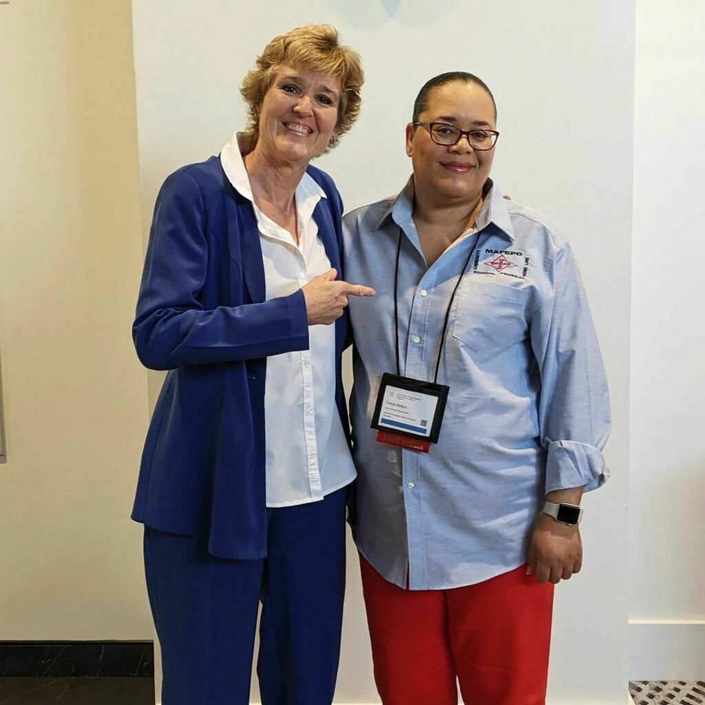 tarambrown's tweet photo. #mafepd Sssooo glad to finally meet this fearless leader in person..this Federal Program conf is about to go down!!! #slingdopamine #kidsfirst #kidsb4content #taraized #theconnectioncoach https://t.co/3XhZ78B05Z https://t.co/pbntRb1KWC