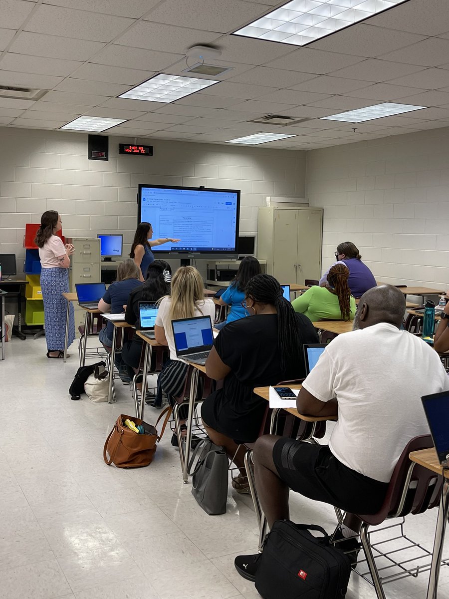 Kristy Taxson tweet media