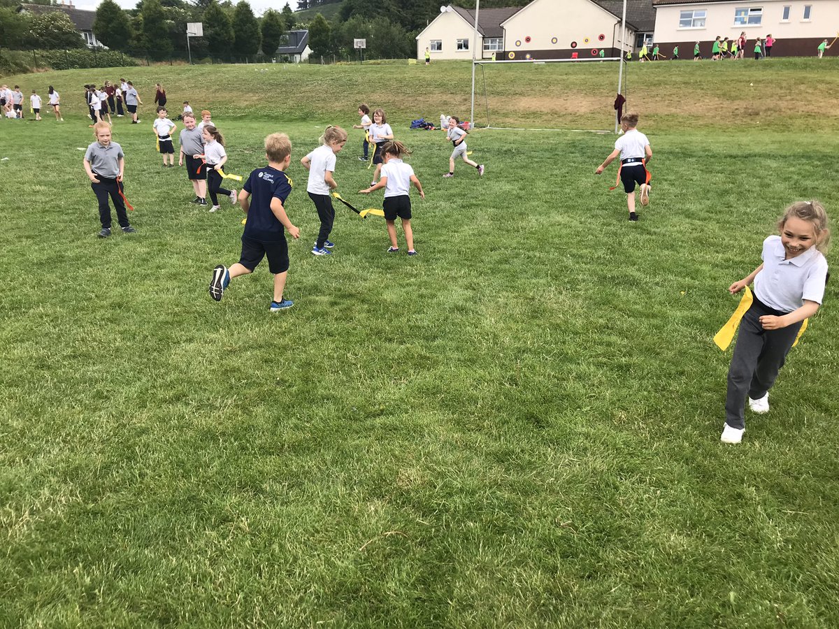 AmandaHanrahan5's tweet photo. Juniors and seniors had great fun today at Sports Day! @BallaghkeeneNS https://t.co/3V7aTldw1x