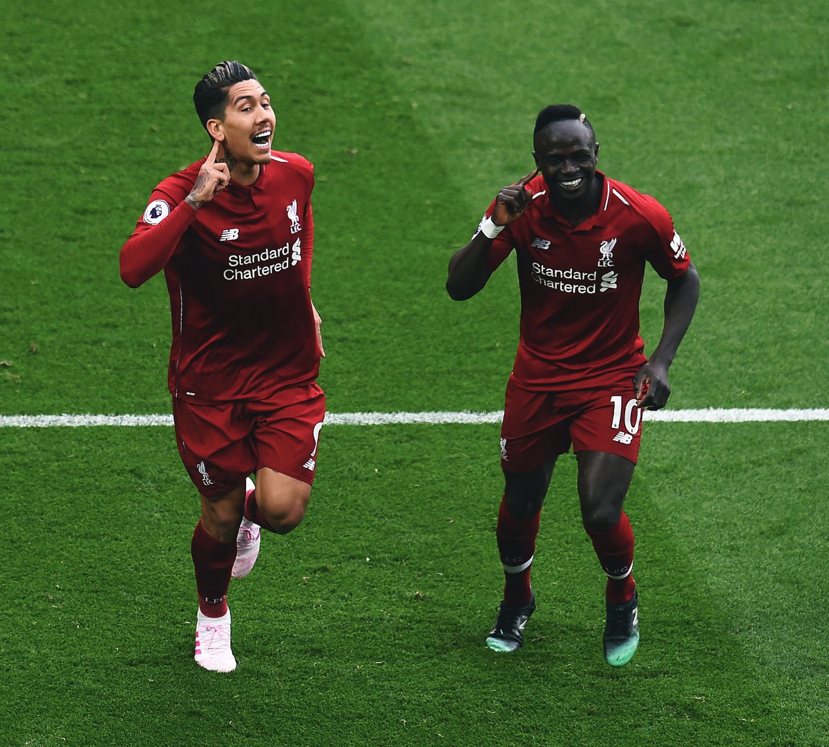 snappedlfc's tweet photo. Just some photos of Sadio Mané copying celebrations throughout his Liverpool career 🤣❤️ https://t.co/EHiSBakagD