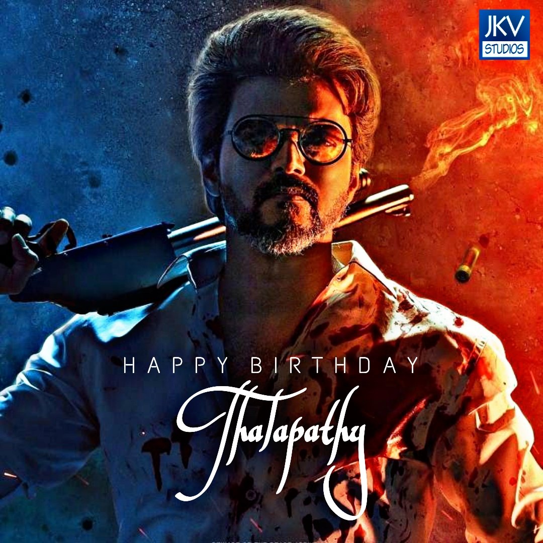 jkvsmedia's tweet photo. Happpiessstttttt Birthday to our dearest #ThalapathyVijay𓃵
May this year also be filled with Happiness and Success as always ❤
#VarisuSecondLook
#VarisuFirstLook
#VarisuForPongal https://t.co/hz93qWeLx3