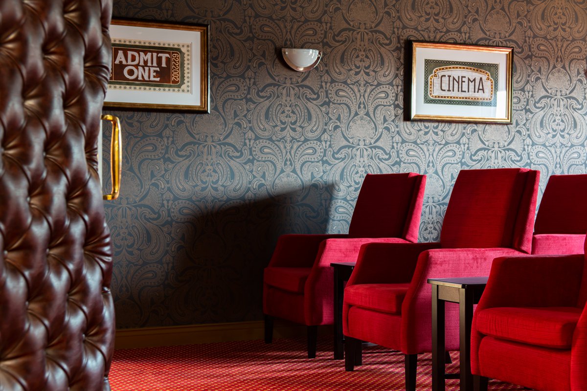 Just Imagine Contract Interiors are the experts of designing not only care homes, but also the entertainment areas in them! But why have a luxury cinema in a care home? 
Read the article published by SBID to learn every detail that goes into our projects: bit.ly/3zsVToH