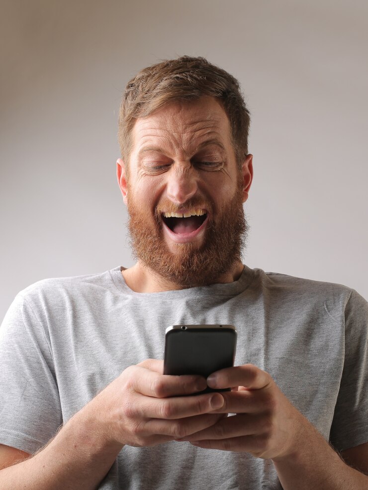 Sovyet fıkralarında bugün: "Git ve saatimi getir!"
👇
kulzos.com/entry/277377

#joke #JokeoftheDay #fıkra #Soviet #Wednesday #carsamba