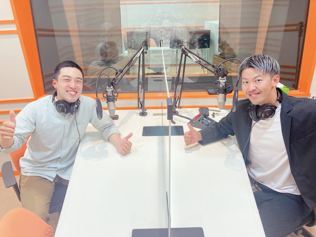 sanokendesu's tweet photo. 今夜7時から放送📻♫
この夏、富士山登りたい方は必聴❗️
https://t.co/tVTsqRL699
#サノケン #BOL #FMFUJI
#thousandth #千代慧
#富士登山 #エコツアーガイド
#観光アドバイザリー https://t.co/1dy7A2ptJH