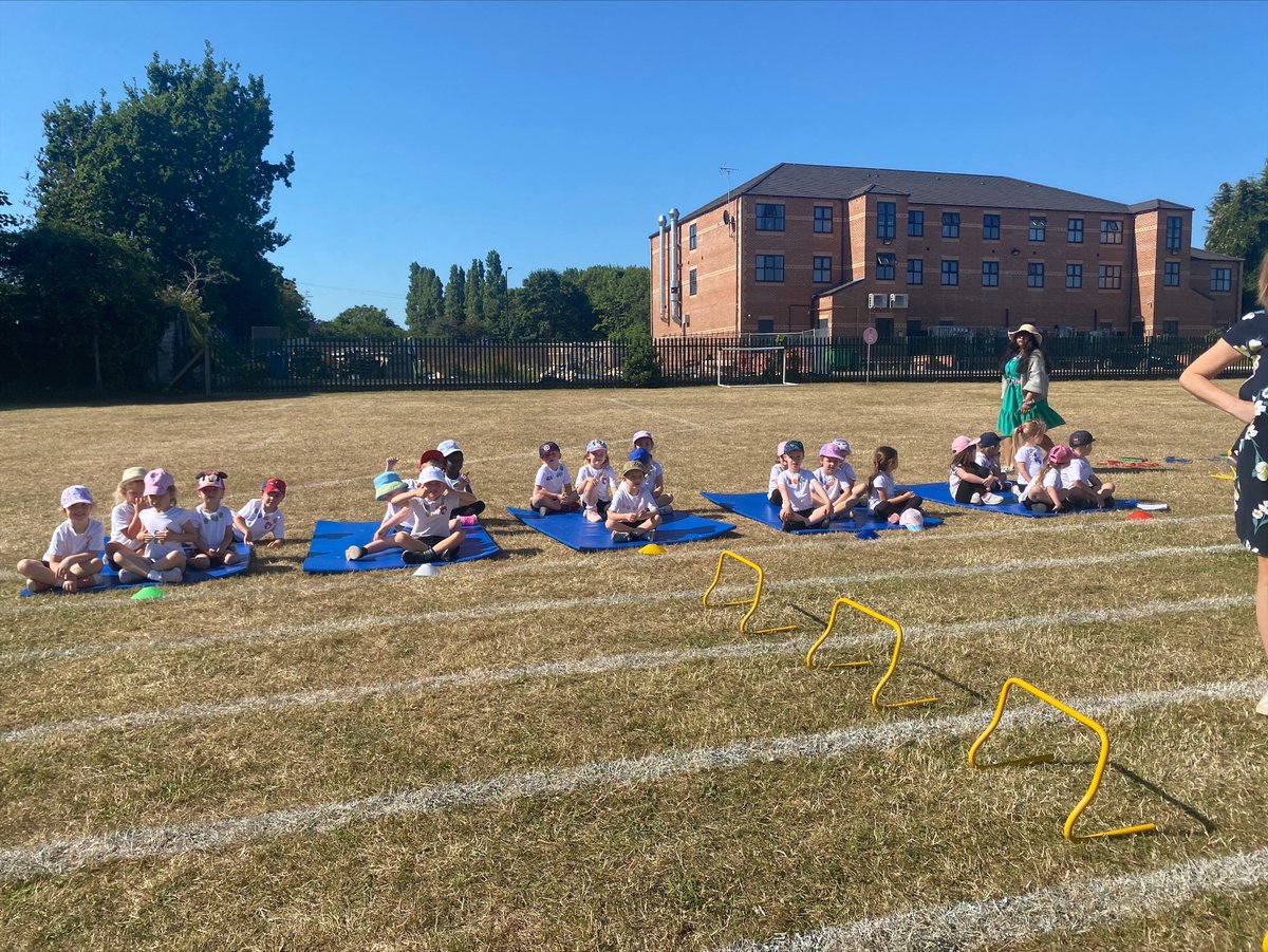 olos_armthorpe's tweet photo. During Acorn's first sports day, we saw lots of smiles, laughter and enjoyment!#firstsportsday https://t.co/0rPU5ooYrA