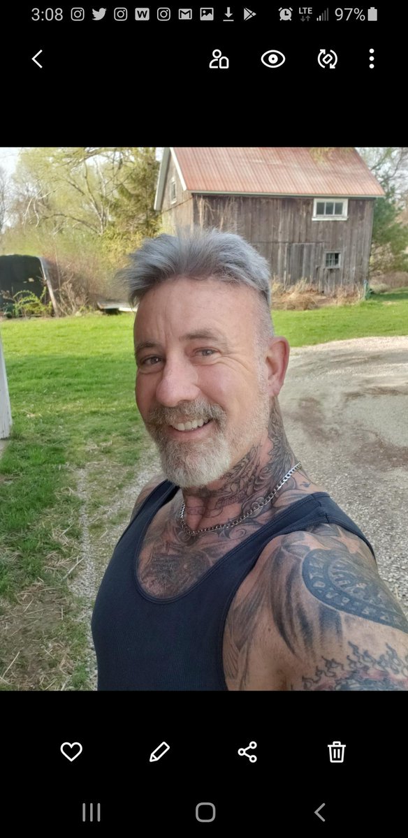 FredNicora's tweet photo. Define your attributes ... don't be defined by them. Be it age, size, sex orientation, race, religion, impairment, or whatever.... YOU can define the attribute, not be defined by it. We all can break down barriers .... together! https://t.co/x7Ty34maYP
