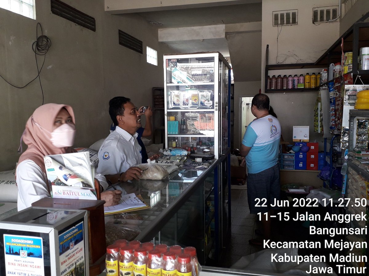 Susiloanto5's tweet photo. Rabu(22/6), susiloeko luhkan kab.madiun, mendampingi monev obat ikan DKPjatim di pokdakan margominna,pokdakan minaasyuhada dan toko obat ikan di kec.mejayan
#GiatLuhkansatminkalbanyuwangi #kabmadiun
@puslatluhkp  @pusluhkp @bppp_banyuwangi https://t.co/dEG8c3dupm