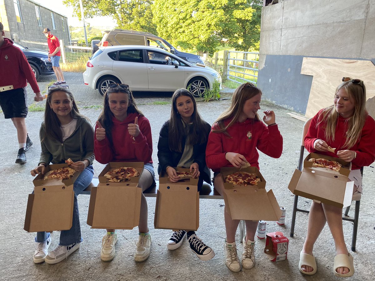 CFfI_Llanrwst's tweet photo. Cyfarfod Blynyddol y Clwb neithiwr 🤩

Swyddogion wedi penodi ar gyfer 2022-23 a diolch i Pizza Llan am y 🍕 https://t.co/nHHHVHNhQC