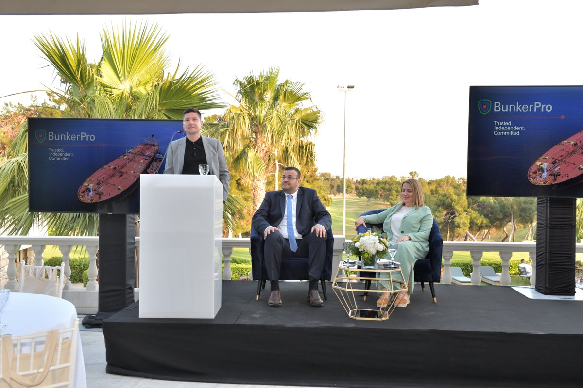 SGS_SA's tweet image. We were in Greece, introducing our BunkerPro #fueltesting solutions and exchanging on challenges within the #fuelindustry, and how we can support your #bunker needs.