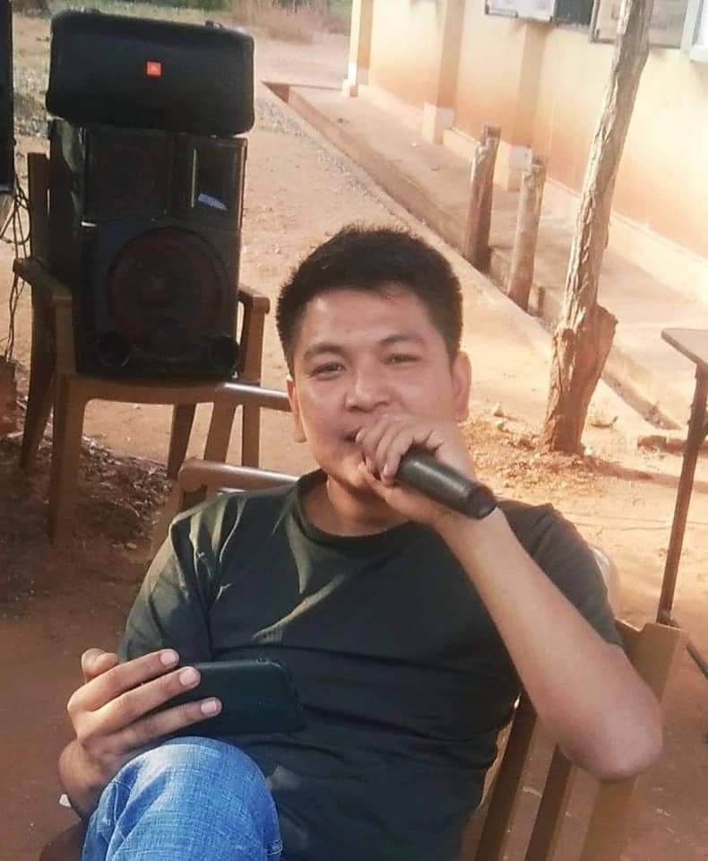 ပြည်သူ့ဘက်တော်သား PDF ၂၀ ကျော်လိုက်ပါသော ဖောကားကို RPG ဖြင့် ပစ်တ်သတ်ဖြတ်သူမှာပွင့်ဖြူ ဝါစိုက်ပျိုးရေးတပ်မှ ဗိုလ်မှူး မင်းပိုင်စိုး ဦးစီးသော တပ်ဖြစ်၊ ရဲ၊ ပျူစောထီးနှင့်ထွေအုပ်များလည်းပါဝင်ပြီး ပါဝင်သူများ၏  နာမည်များရရှိထား

ရန်ကုန်၊ ဇွန် ၂၂
Read More -> t.me/khitthitnews/4…