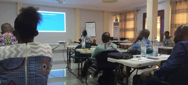 DefisDev_2D's tweet photo. Rencontre bilan et échanges sur le partenariat au PIIA ce 20 juin à Sokodé. 47 participants venus de @PlanIntTogo, #EJFD, #Creuset_Togo Togo, @DefisDev_2D, #RADAR, #ADESCO, #PASDI_Afrique, #PAFED, #Youth_Panel_Sokodé et #Youth_Panel_Sotouboua https://t.co/mkXe6JnYLi