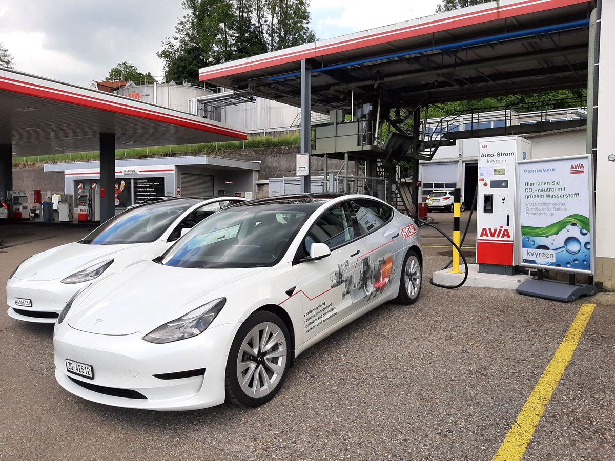 AVIAINTL's tweet photo. Fast charging with green #hydrogen. Thank you Osterwalder St. Gallen AG for your contribution to a clean hydrogen future.
The future looks bright!
Link: https://t.co/WBHXmFw8ca
#alternativeenergy #success #AVIASwitzerland #AVIAINTL https://t.co/DxT7lv7dGI