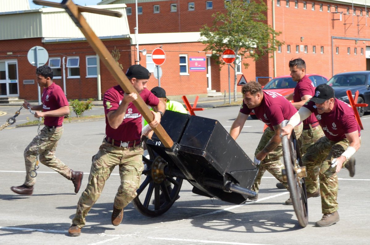 A few more photos from <a href="/REFieldGun/">RE Field Gun</a> training yesterday morning. <a href="/RSMEREWW/">Royal Engineers Warfare Wing</a> <a href="/RSMEGp/">RSME Group</a> <a href="/CorpsColRE/">Corps Col RE</a> <a href="/holdfast/">Holdfast 🇬🇧🇺🇦🇮🇱</a> (1of4)