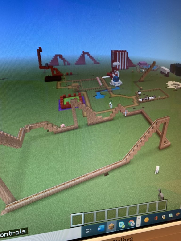 MrsDGICT's tweet photo. P5s @RoseheartySch are working collaboratively together in one world to redesign their “Carnival de Rosehearty” #Minecraft #gamesbasedlearning only a few minor hiccups https://t.co/FK0NBh8dB5