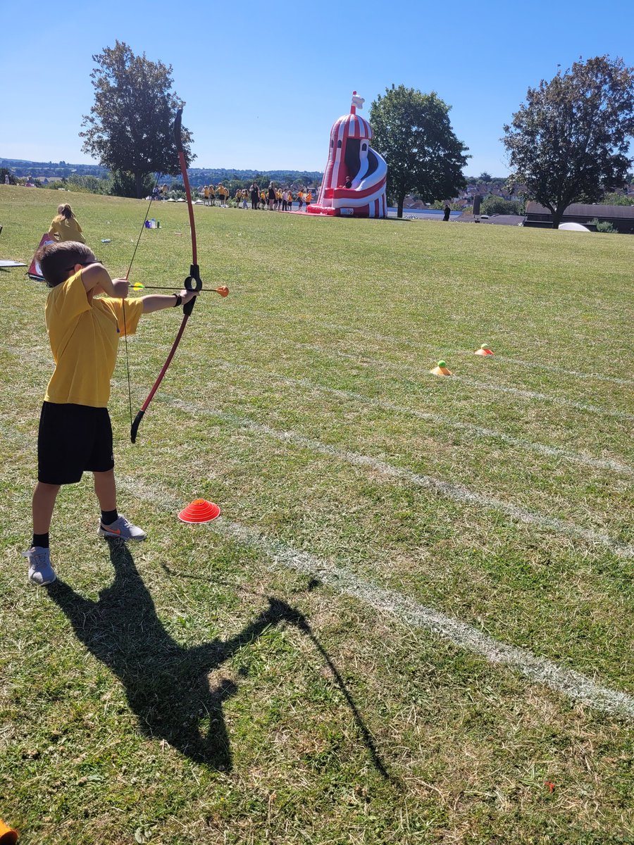 We are having a go at archery now! <a href="/PE_EPS1/">PE at Elaine Primary School</a> <a href="/PrimaryElaine/">Elaine Primary</a> <a href="/IPAT_Edu/">The Inspire Partnership</a>
