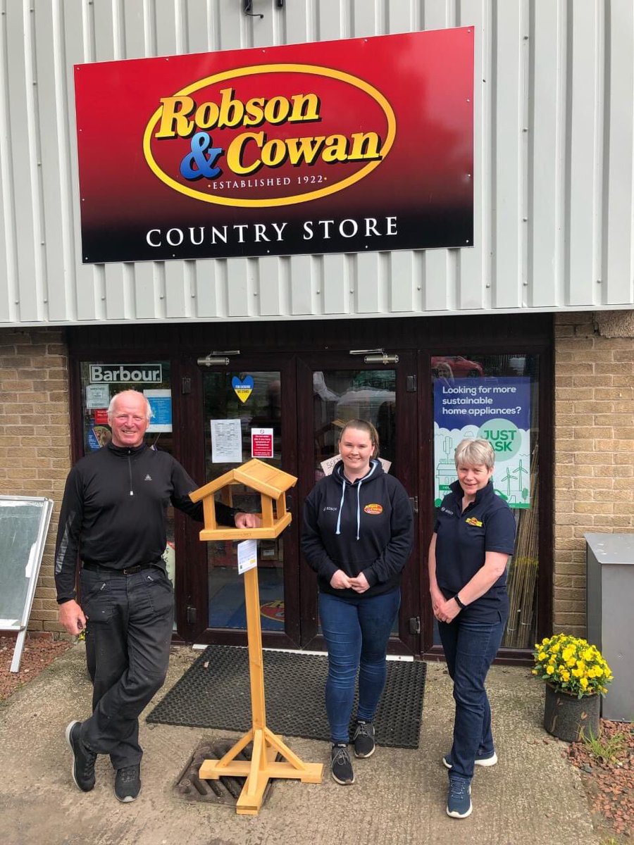 robsonandcowan's tweet image. Congratulations to Chris France on winning the @johnstonandjeff Chatsworth Bird Table,in our recent Anniversary prize draw.Hope you are seeing lots more birds in your garden Chris! 🐦🐦

Prize was presented by Rachael and Jayne.
#100YearsOfRobsonAndCowan 
#WildBirdSeed #BirdTable