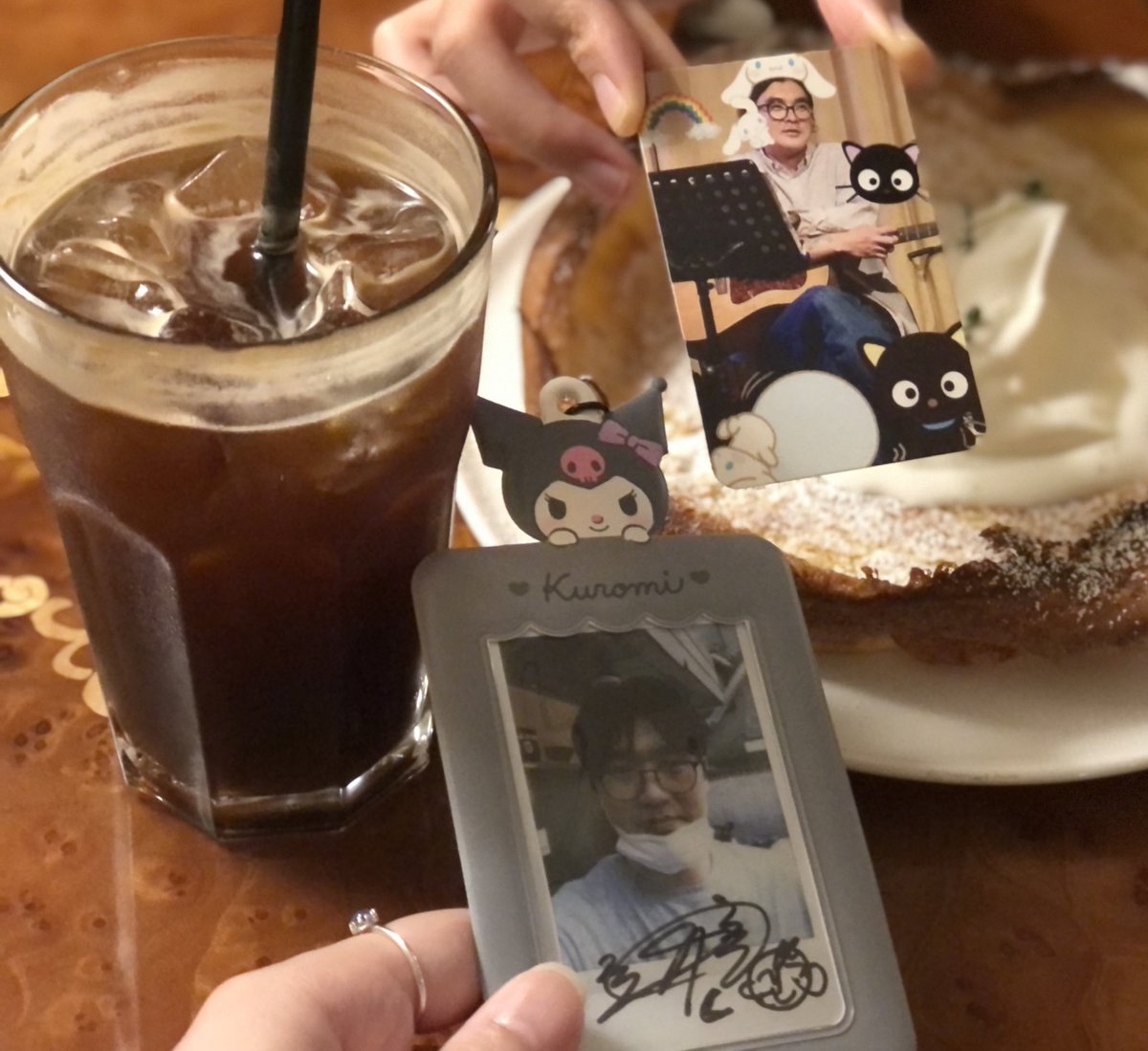 Be0K_'s tweet photo. 📍샤로수길 황홀경

저 팬케이크? 
이름이 더치어쩌고였는데
맛있었음 !! https://t.co/h34epHMqmJ