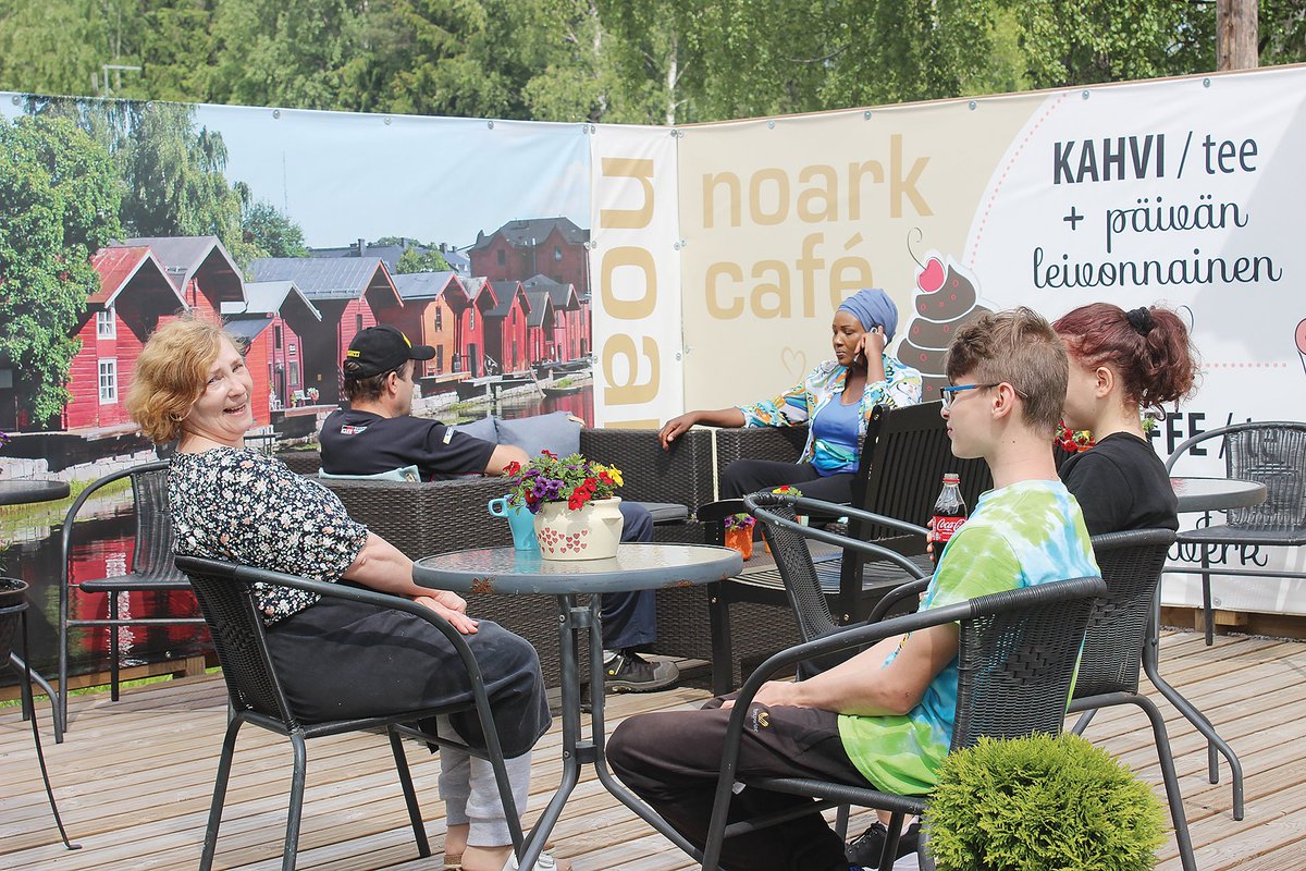 SamariaRF's tweet photo. Porvoon Ankkurin yhteydessä toimivalla Noark Cafélla on keskeinen rooli yhteisön rakentumisessa ja hyvinvoinnissa. Tarjolla on aamupala sekä lounas työtoiminnan asiakkaille, vapaaehtoistyöntekijöille, maahanmuuttajille ja työntekijöille. https://t.co/JOn5k0vdHF