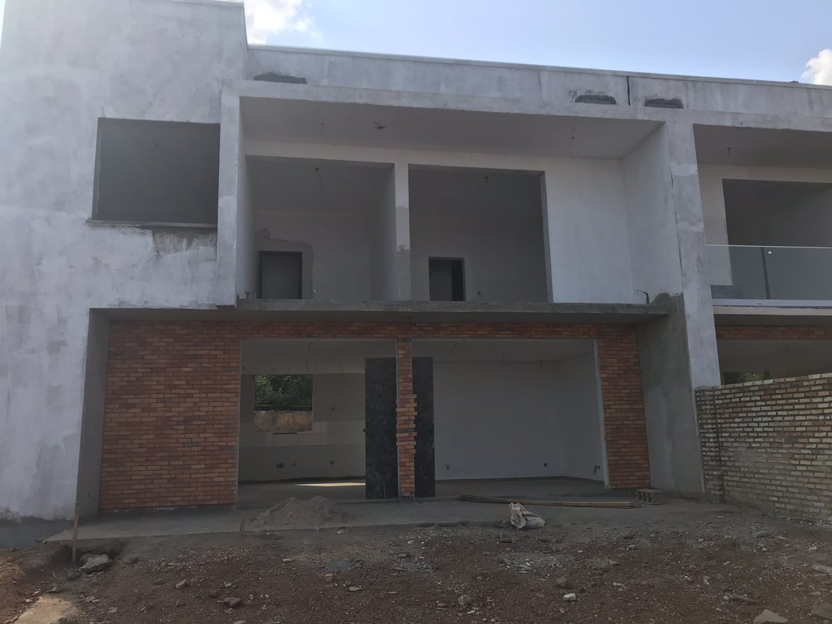 JeanPaulHABINE2's tweet photo. @SadateMunyakazi Mwaramutse neza Bwana Sadate ngewe sanzwe nkora ibintu byubwubati especially finishing works. Ungiriye ikizere wampa ako kazi my Email: mutpaulet@gmail.com https://t.co/1nIIEBprob