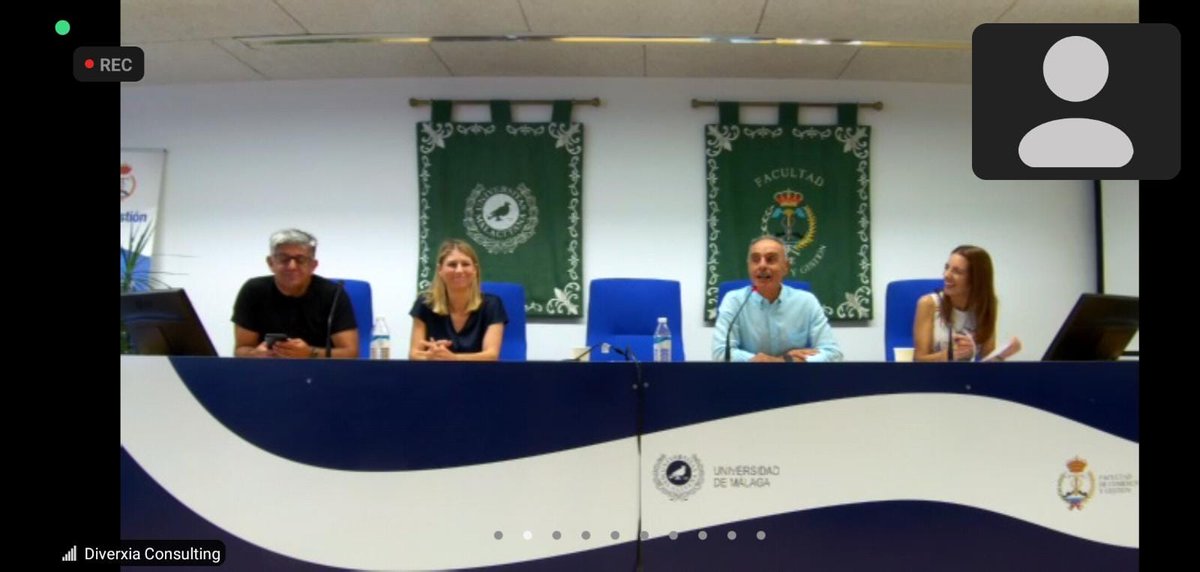 MarketTeacher's tweet image. .@FPinnovacion Presentamos #GenerationFP y #FPiE+ en #ClassroomExperience @FCGUMA Emprendimiento real en todos los niveles educativos @ppenalvera @dirazola @diverxiamlg @FPAndaluza @FPeuskadi @todofp @CABK_Dualiza @comunidad_fp ...