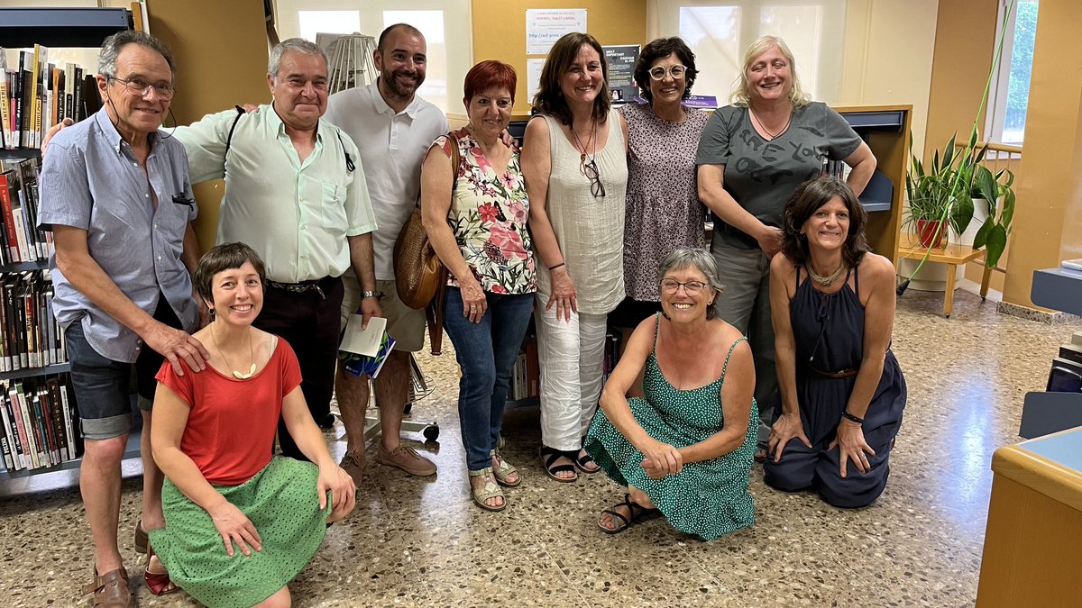 Poesia Pagès Editors (@poesiapagesed) on Twitter photo Us deixem unes imatges de la presentació a la biblioteca de Montornès del Vallès de "L'efecte Morgana"(<a href="/PagesEditors/">Pagès Editors</a>) de l'<a href="/aaguilaramat/">Anna Aguilar-Amat</a>. Un llibre d'una contundència estremidora! I visca la POESIA! Us deixem unes imatges de la presentació a la biblioteca de Montornès del Vallès de "L'efecte Morgana"(<a href="/PagesEditors/">Pagès Editors</a>) de l'<a href="/aaguilaramat/">Anna Aguilar-Amat</a>. Un llibre d'una contundència estremidora! I visca la POESIA!
