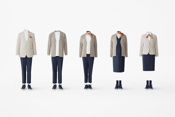 旧ドコモショップ制服ジャケットのみ 10年以上前のガラケーと初代スマホの件で､ドコモショップに行ったん